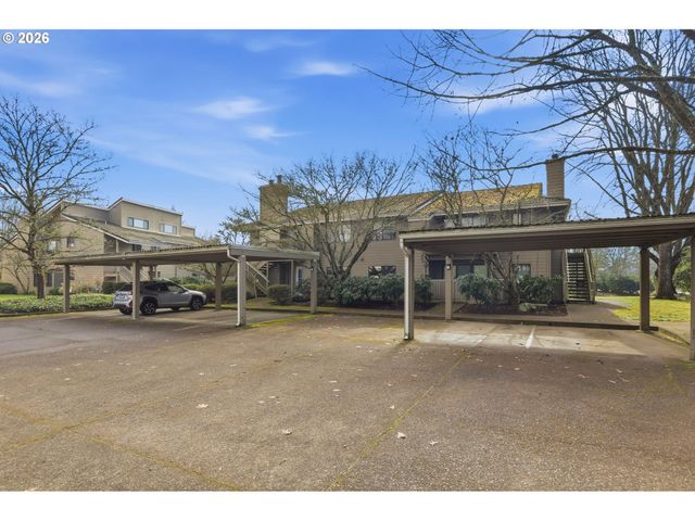 2101 LAKE ISLE Ct, Eugene, OR 97401