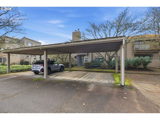 2101 LAKE ISLE Ct, Eugene, OR 97401