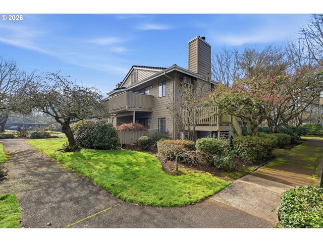 2101 LAKE ISLE Ct, Eugene, OR 97401