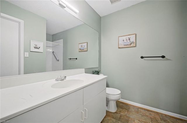 3832 Lasalle Dr Apt 109, Virginia Beach, VA 23453