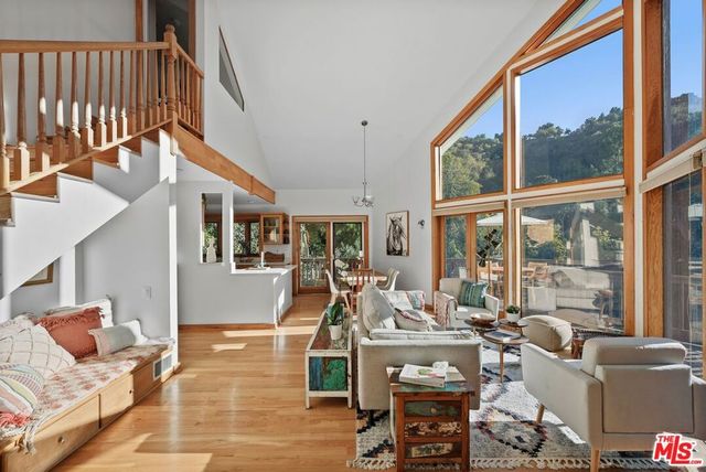 2449 Nuez Way, Topanga, CA 90290