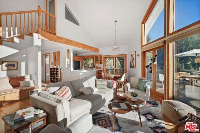 2449 Nuez Way, Topanga, CA 90290