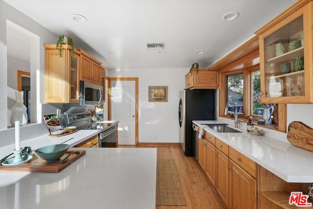 2449 Nuez Way, Topanga, CA 90290
