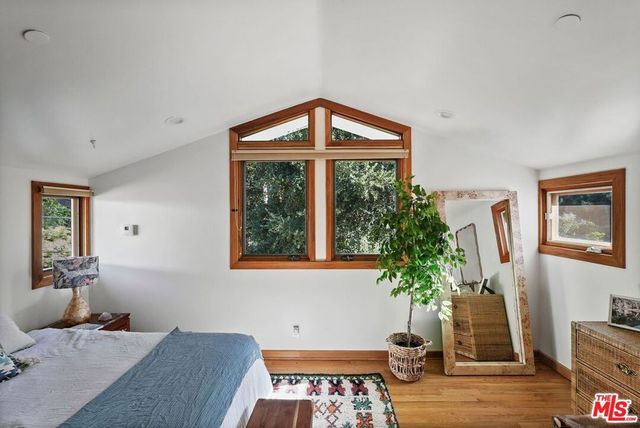 2449 Nuez Way, Topanga, CA 90290