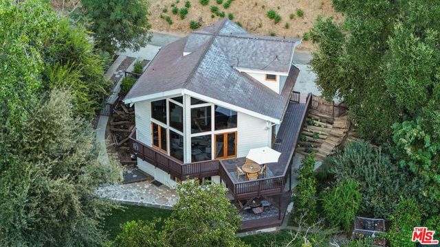 2449 Nuez Way, Topanga, CA 90290