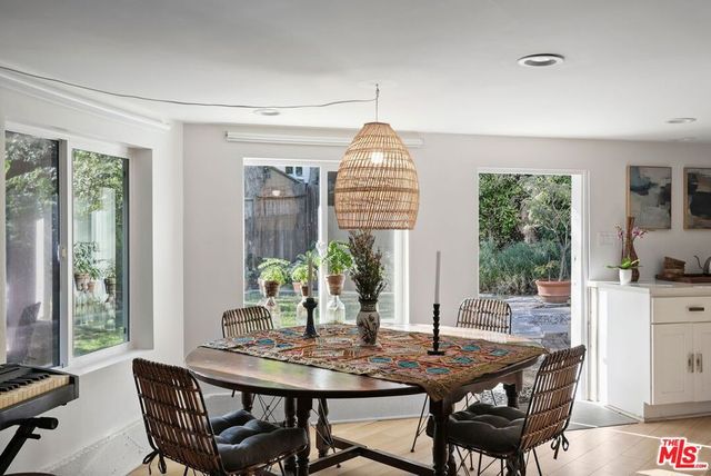 2449 Nuez Way, Topanga, CA 90290