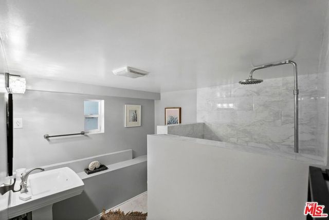 2449 Nuez Way, Topanga, CA 90290