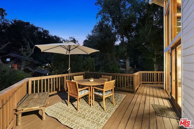 2449 Nuez Way, Topanga, CA 90290