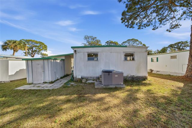 7803 46TH AVENUE N 44, St Petersburg, FL 33709