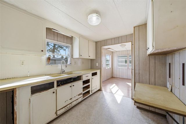 7803 46TH AVENUE N 44, St Petersburg, FL 33709