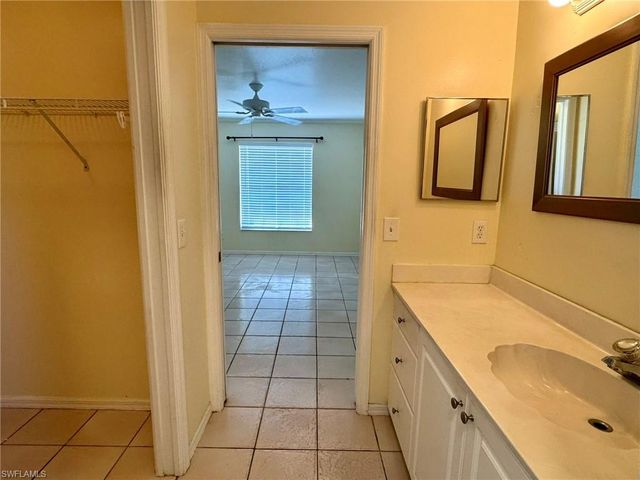 2153 Sunshine BLVD # 4, Naples, FL 34116