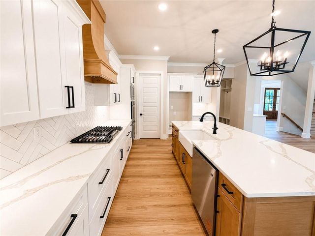 3983 MEADOWLAND Drive, Jefferson, GA 30549