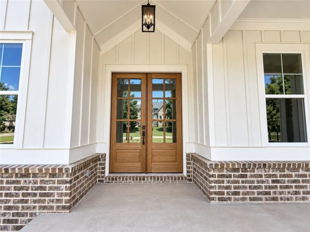 3983 MEADOWLAND Drive, Jefferson, GA 30549