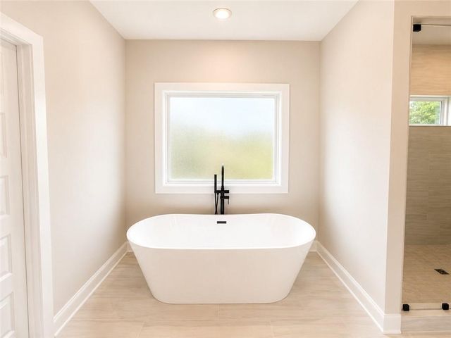 3983 MEADOWLAND Drive, Jefferson, GA 30549