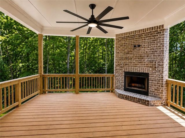 3983 MEADOWLAND Drive, Jefferson, GA 30549