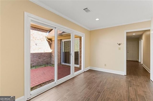 4413 Village Oaks Ridge, Atlanta, GA 30338