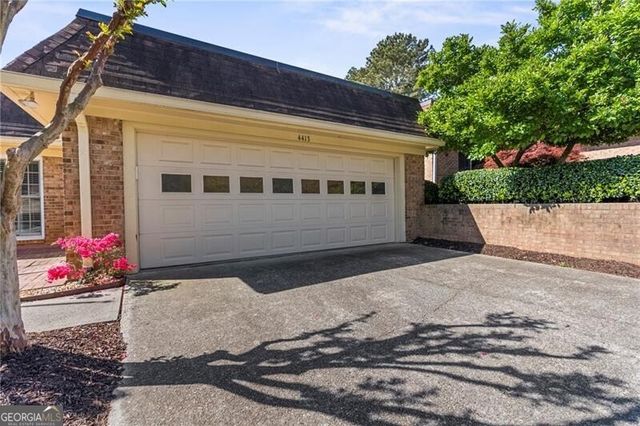 4413 Village Oaks Ridge, Atlanta, GA 30338