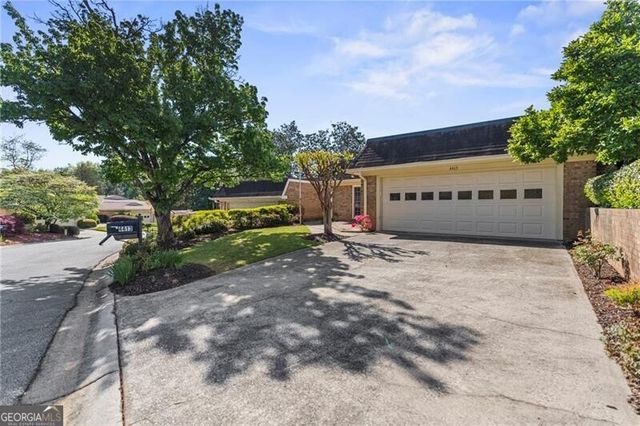 4413 Village Oaks Ridge, Atlanta, GA 30338