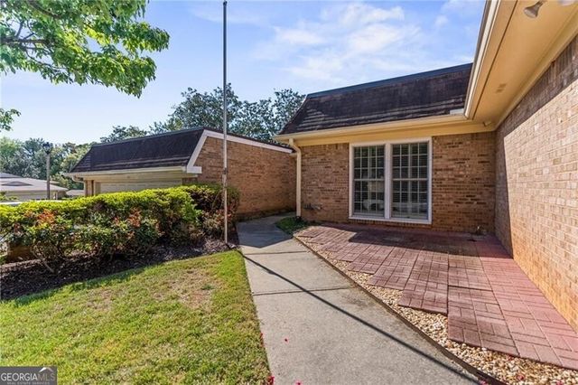 4413 Village Oaks Ridge, Atlanta, GA 30338
