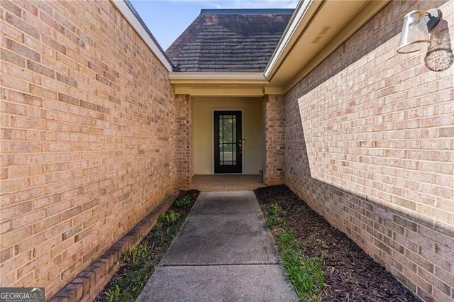4413 Village Oaks Ridge, Atlanta, GA 30338
