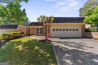 4413 Village Oaks Ridge, Atlanta, GA 30338