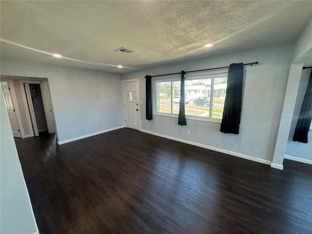 3600 ALABAMA AVENUE NE, St Petersburg, FL 33703