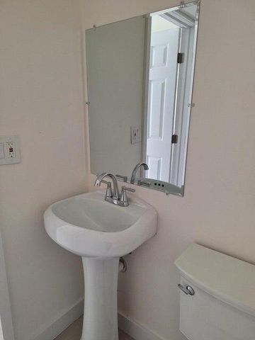 360 Barraclough Street, Fort Pierce, FL 34982