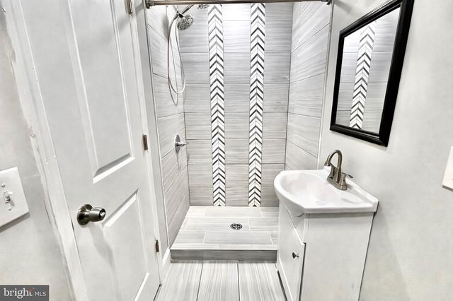 2328 CALVERTON HEIGHTS AVE, Baltimore, MD 21216