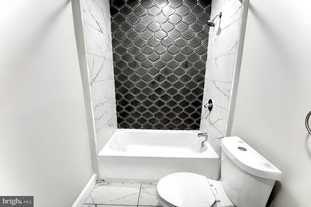 2328 CALVERTON HEIGHTS AVE, Baltimore, MD 21216