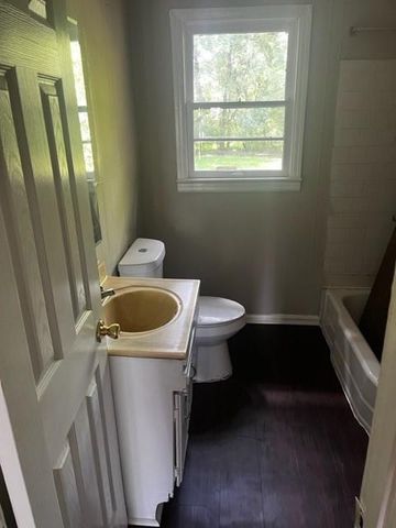 61 11th Avenue, Chickasaw, AL 36611