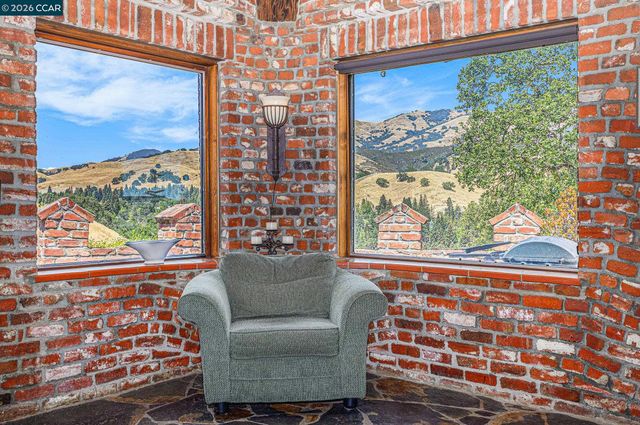176 Mountain Canyon Ln, Alamo, CA 94507