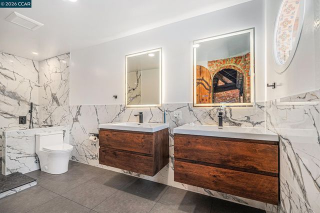 176 Mountain Canyon Ln, Alamo, CA 94507