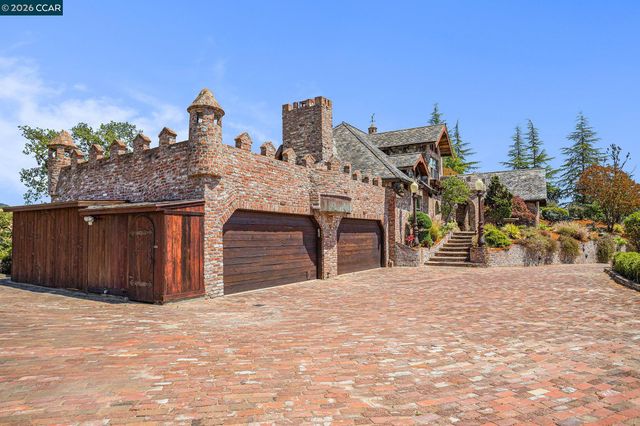 176 Mountain Canyon Ln, Alamo, CA 94507