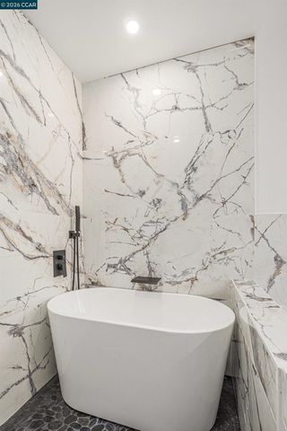 176 Mountain Canyon Ln, Alamo, CA 94507