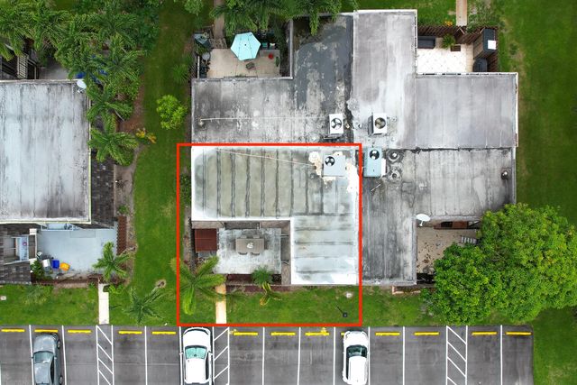 1704 FOREST LAKES Circle A, West Palm Beach, FL 33406
