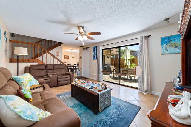 1704 FOREST LAKES Circle A, West Palm Beach, FL 33406