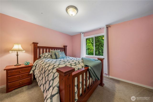12716 97th Street Ct, Anderson Island, WA 98303