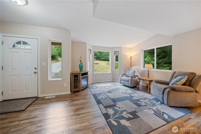 12716 97th Street Ct, Anderson Island, WA 98303