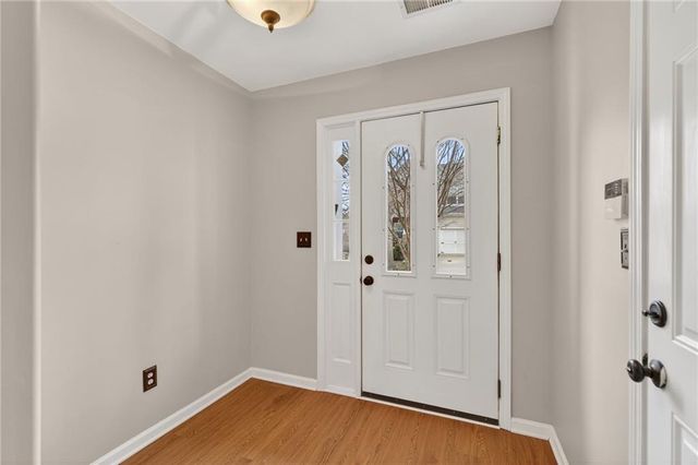 1186 Lake Point Way, Suwanee, GA 30024