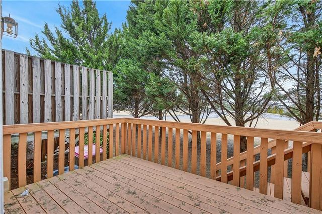 1186 Lake Point Way, Suwanee, GA 30024