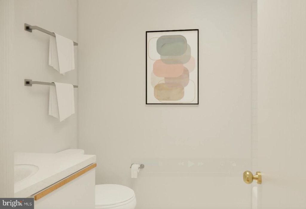 301 S REYNOLDS ST #611, Alexandria, VA 22304