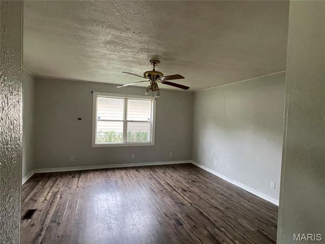 710 Fifth Street, Park Hills, MO 63601