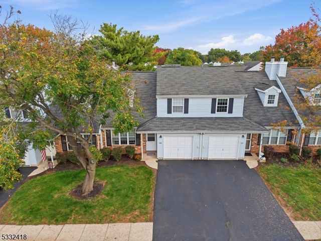 268 Edgeware Ct, Franklin Twp., NJ 08873