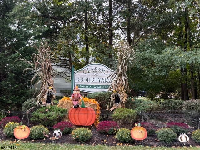 268 Edgeware Ct, Franklin Twp., NJ 08873