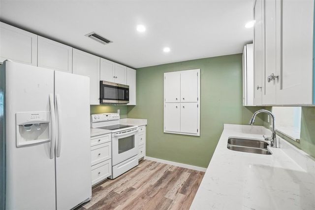 1777 BENTLEY STREET, Clearwater, FL 33755