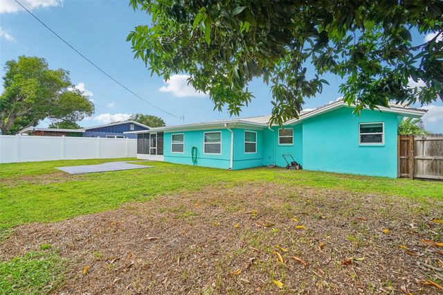1777 BENTLEY STREET, Clearwater, FL 33755