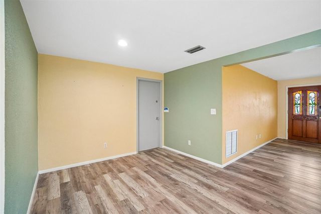 1777 BENTLEY STREET, Clearwater, FL 33755