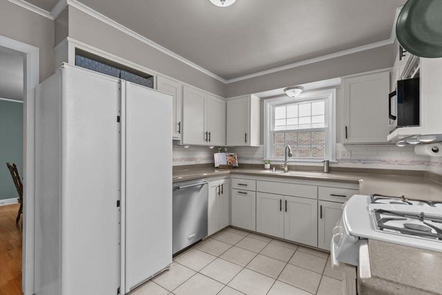 280 RIVER DRIVE, Appleton, WI 54915