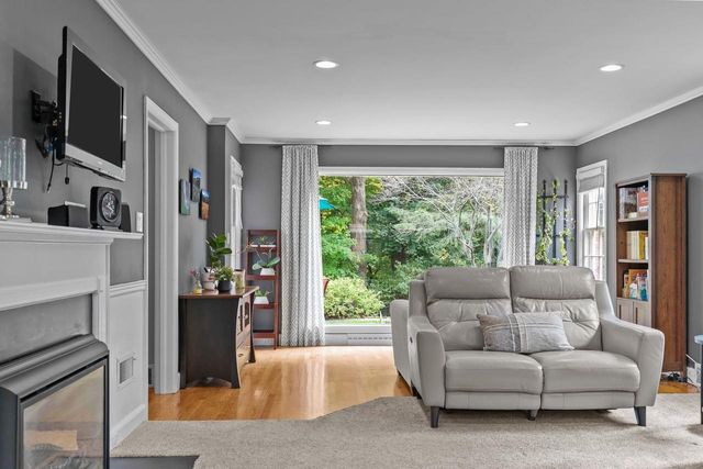 280 RIVER DRIVE, Appleton, WI 54915