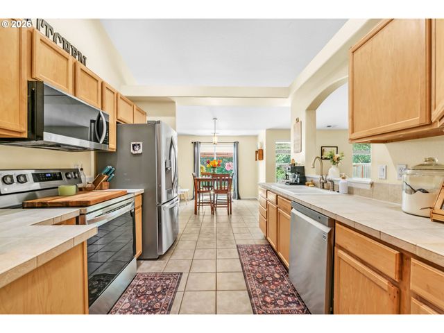 87607 HALCYON Dr, Veneta, OR 97487